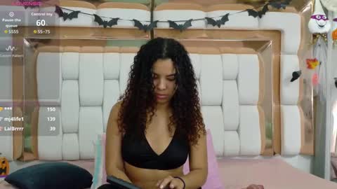 Snapshot of playfuljust_18 chatting on 10.23.25 SAMARA online show from 10.23.25