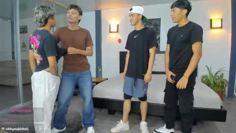   online show from 11.06.25