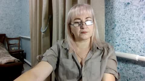 Snapshot of playm3soft chatting on 10.20.25 playm3soft online show from 10.20.25