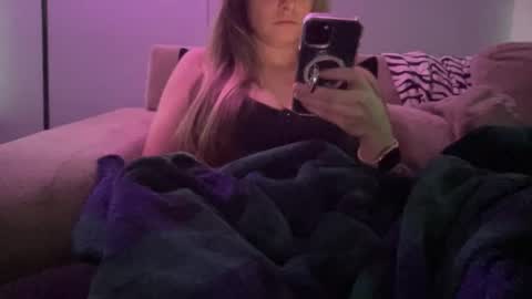 Caity online show from 04.23.26