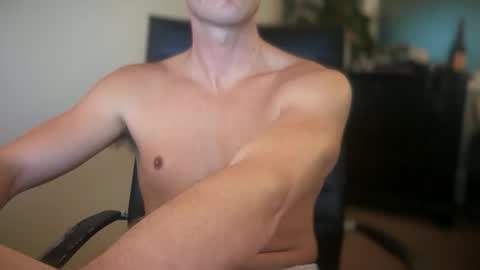 Snapshot of playwithcarson chatting on 12.18.25 Carson online show from 12.18.25