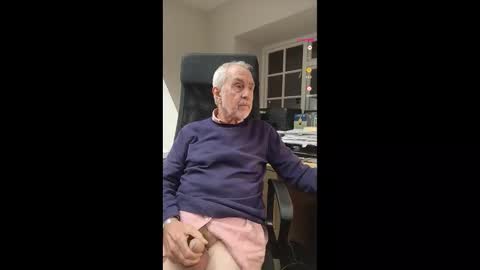 Pleasedominateme online show from 10.31.25