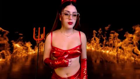 JUAN AND JULI online show from 10.31.25