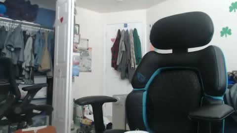 Pleasure Giver online show from 01.20.25