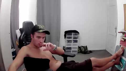 plkrisztian online show from 09.29.25