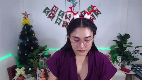Ploysai online show from 12.11.24