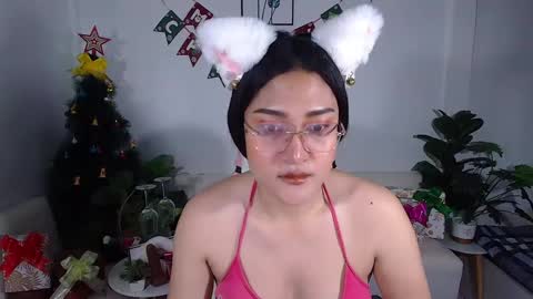 Ploysai online show from 12.27.24