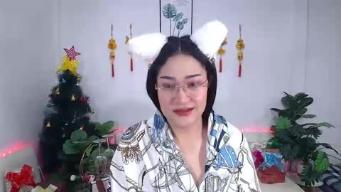 Ploysai online show from 01.15.25