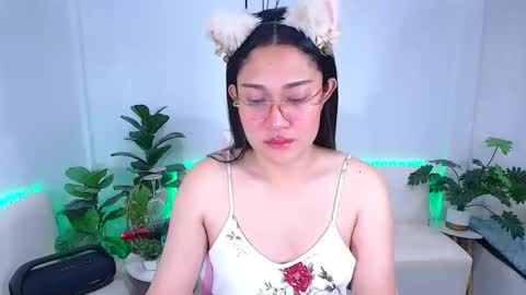 Snapshot of ploysaithailand chatting on 11.11.25 Ploysai online show from 11.11.25