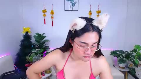 Ploysai online show from 01.12.26