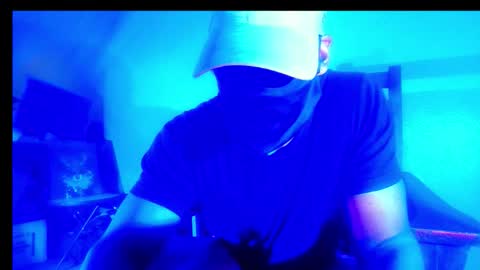 StraightPlush online show from 03.05.26