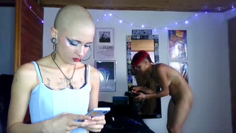   online show from 02.04.25