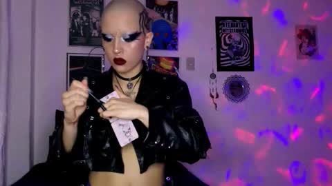 Snapshot of plutonbluemoon_999 chatting on 12.03.25 online show from 12.03.25