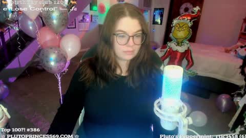 Snapshot of plutoprincess69 chatting on 12.17.24 Pluto Princess online show from 12.17.24