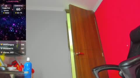 Snapshot of pocahontas_d chatting on 01.02.25 catalina online show from 01.02.25