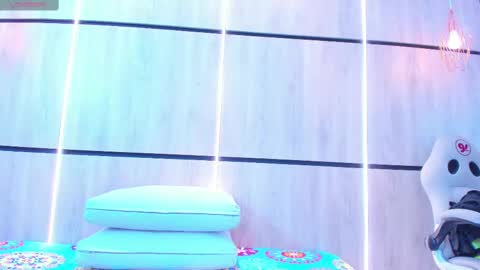 Snapshot of pocahontas_pow chatting on 02.28.25 Pocahontas online show from 02.28.25