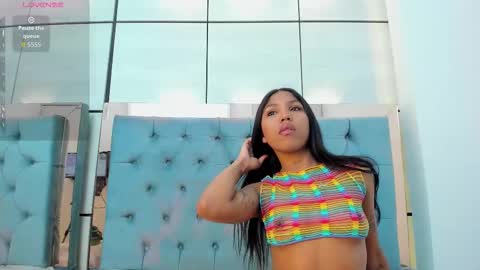 Snapshot of pocahontas_pow chatting on 12.03.25 Pocahontas online show from 12.03.25