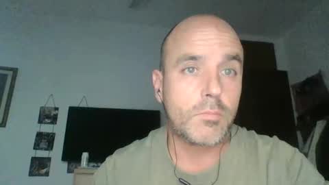 Snapshot of pocoyotop chatting on 11.20.25 pocoyotop online show from 11.20.25