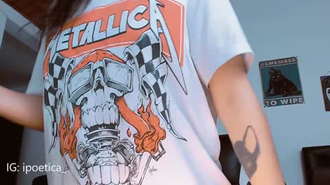 Snapshot of poeeticaa_ chatting on 01.28.25 IG ipoetica online show from 01.28.25