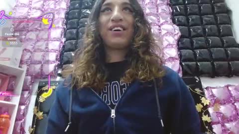 Aleja online show from 11.21.25