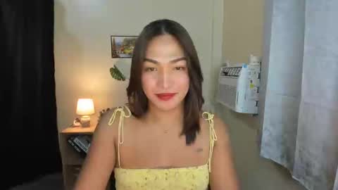 poisy_ivy online show from 10.17.25