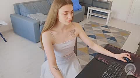 Snapshot of poli_poli12345 chatting on 03.01.26 Nika-mistress online show from 03.01.26