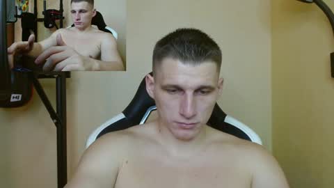 Snapshot of poliglotjoe chatting on 12.15.24 Poliglot online show from 12.15.24