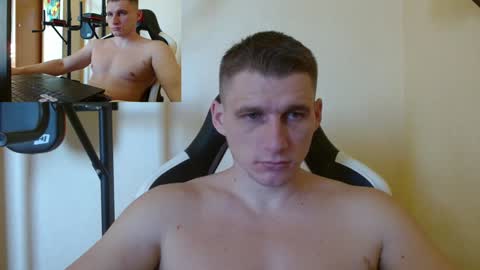 Snapshot of poliglotjoe chatting on 12.18.24 Poliglot online show from 12.18.24