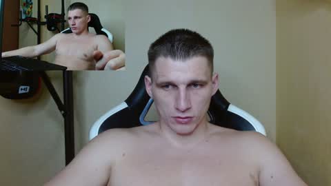 Snapshot of poliglotjoe chatting on 12.24.24 Poliglot online show from 12.24.24