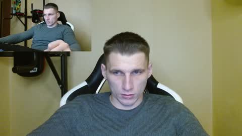 Snapshot of poliglotjoe chatting on 12.27.24 Poliglot online show from 12.27.24