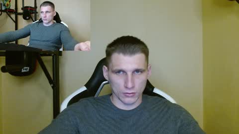 Snapshot of poliglotjoe chatting on 12.27.24 Poliglot online show from 12.27.24