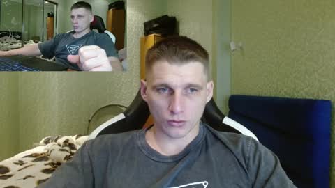 Snapshot of poliglotjoe chatting on 01.19.25 Poliglot online show from 01.19.25