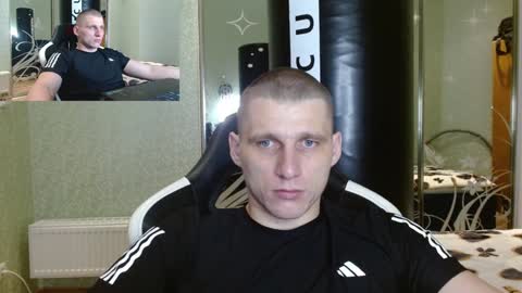 Snapshot of poliglotjoe chatting on 01.29.25 Poliglot online show from 01.29.25