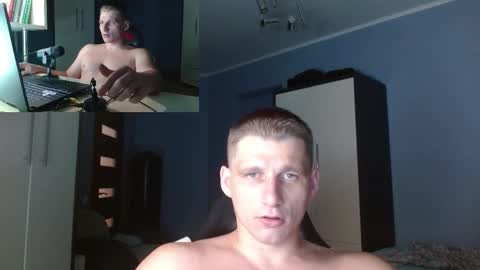 Snapshot of poliglotjoe chatting on 09.12.25 Poliglot online show from 09.12.25