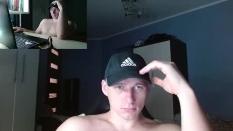 Snapshot of poliglotjoe chatting on 09.23.25 Poliglot online show from 09.23.25