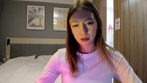 Snapshot of polihoney chatting on 01.25.25 Polina online show from 01.25.25