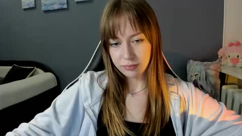 Snapshot of polihoney chatting on 10.10.25 Polina online show from 10.10.25