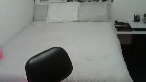 polina_p online show from 04.12.26