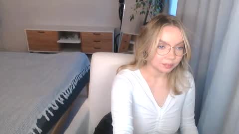 PolinaJones online show from 11.21.25
