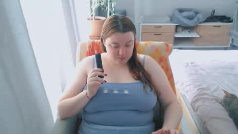 Snapshot of polinasallivan chatting on 10.23.25 Polina online show from 10.23.25