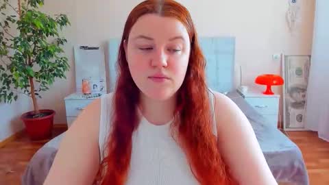 Snapshot of polinasallivan chatting on 02.26.26 Polina online show from 02.26.26