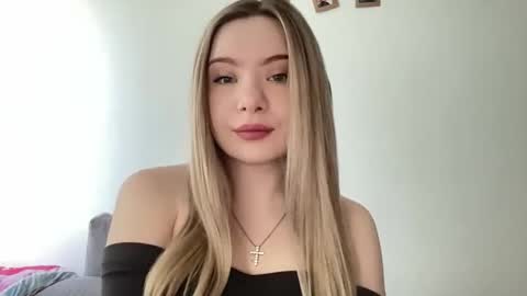 polishangel222 online show from 03.08.26