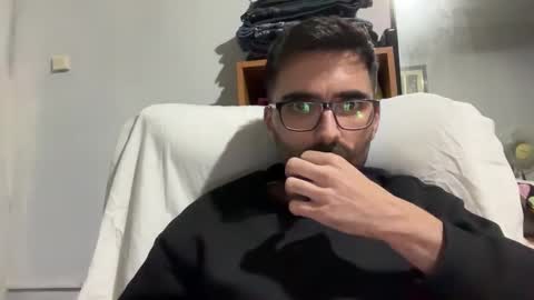 Snapshot of pollabeta chatting on 11.09.25 pollabeta online show from 11.09.25