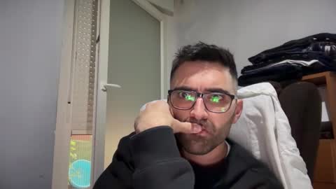 Snapshot of pollabeta chatting on 01.17.26 pollabeta online show from 01.17.26