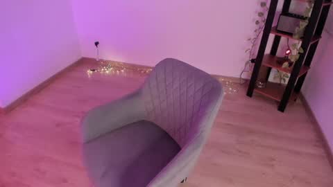 Polly online show from 04.05.26