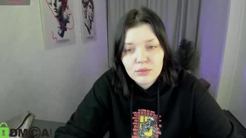 Snapshot of polly__mayer chatting on 11.10.25 Polly online show from 11.10.25