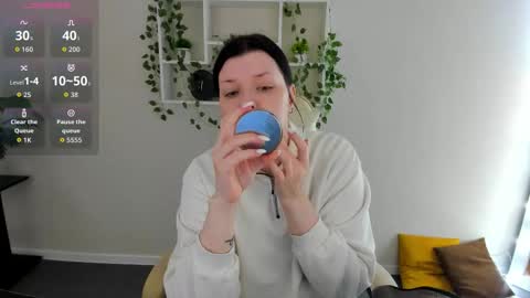 Snapshot of polly__mayer chatting on 11.14.25 Polly online show from 11.14.25