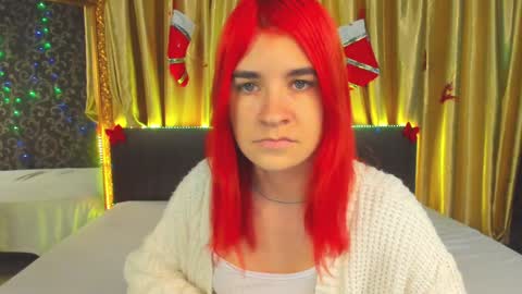 Snapshot of polly_love_ chatting on 12.21.24 Polly online show from 12.21.24