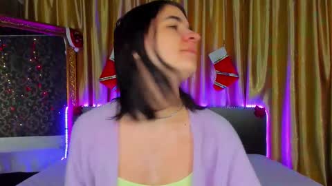 Snapshot of polly_love_ chatting on 12.14.25 Polly online show from 12.14.25