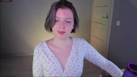 Polly online show from 04.14.26